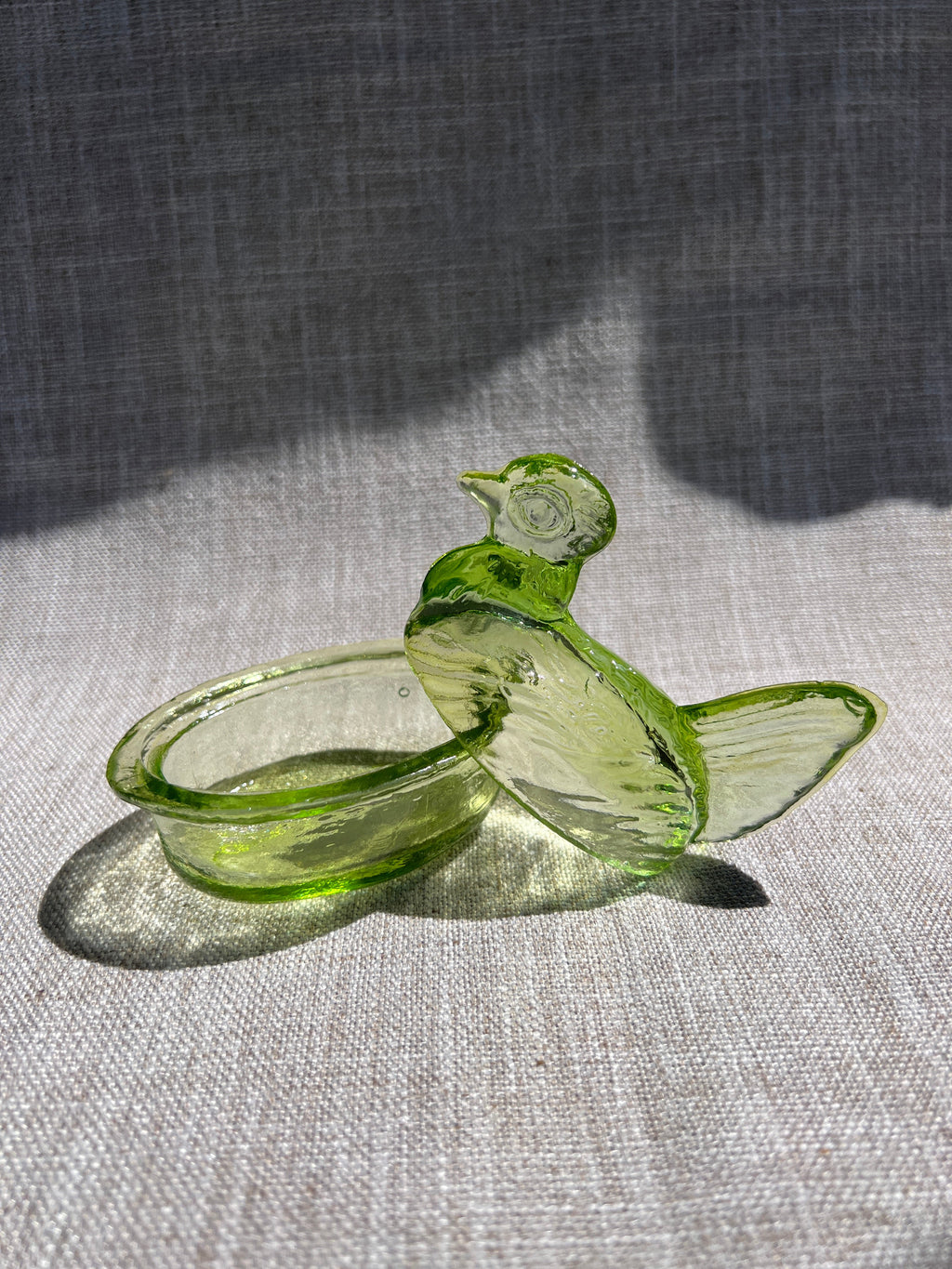 Nesting Hen Bowl & Lid - EUCALYPTUS | Hand Blown Glass - Colombia